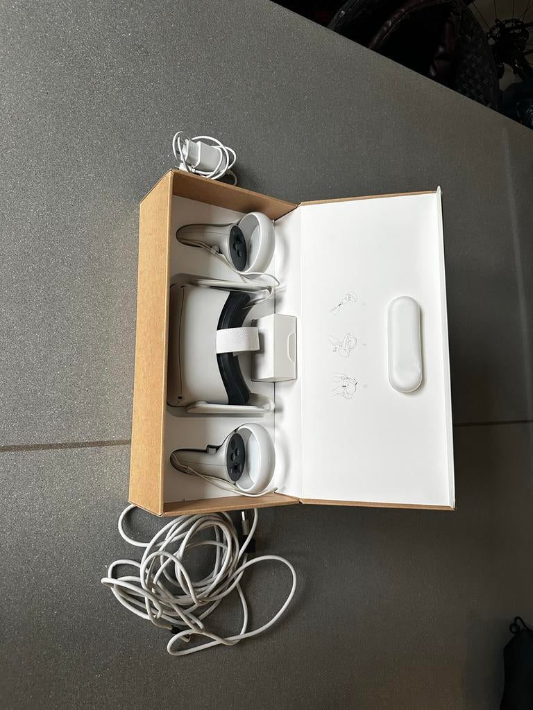 Oculus Quest 2 VR-headset - Zo goed als nieuw, Ophalen of Verzenden, Zo goed als nieuw, VR-bril, Overige platformen