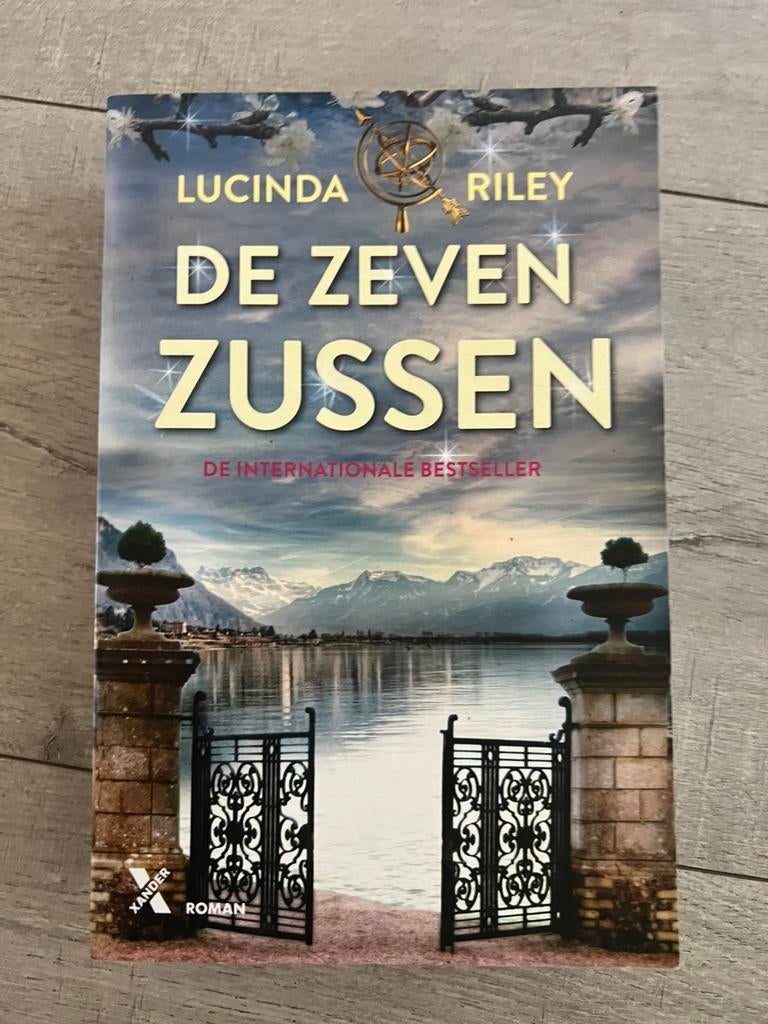 De zeven zussen Lucinda Riley boek roman bestseller, Ophalen of Verzenden, Gelezen
