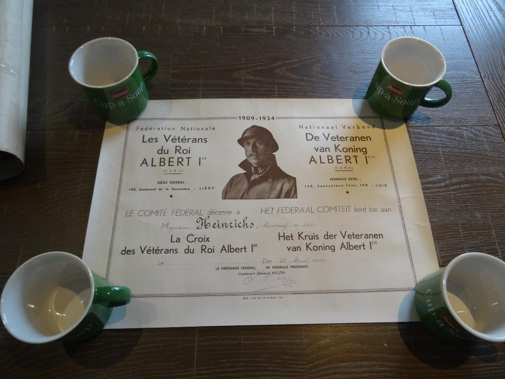 Oud militair oorkonde Belgie soldaat met Adrian helm, Verzamelen, Ophalen, Landmacht, Overige gebieden, Overige typen