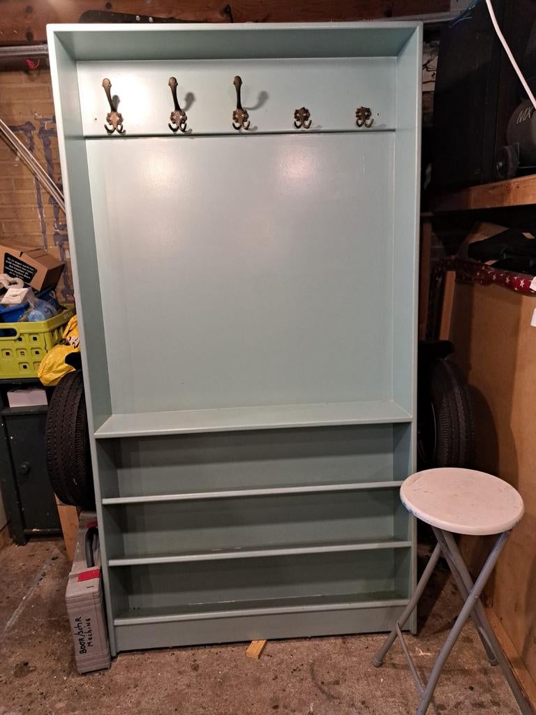 Schoenenkast met kapstok, Ophalen