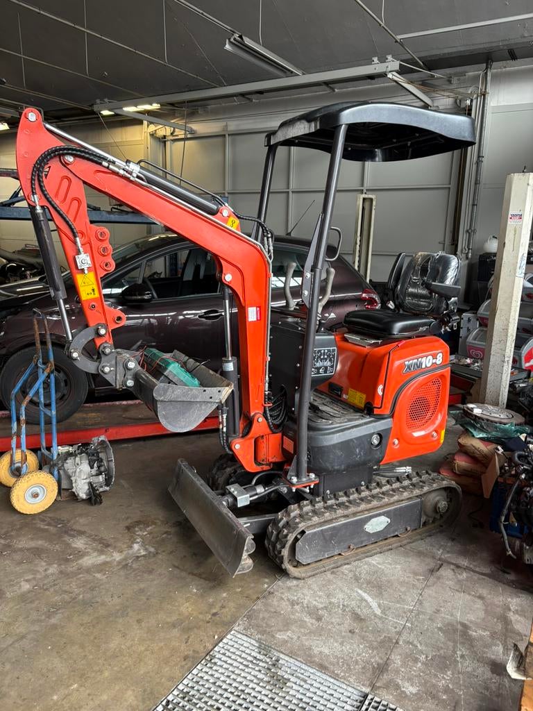 Rhinoceros xn10-8 minigraver 1 tons 2025 76 uur, Zakelijke goederen, Ophalen, Graafmachine