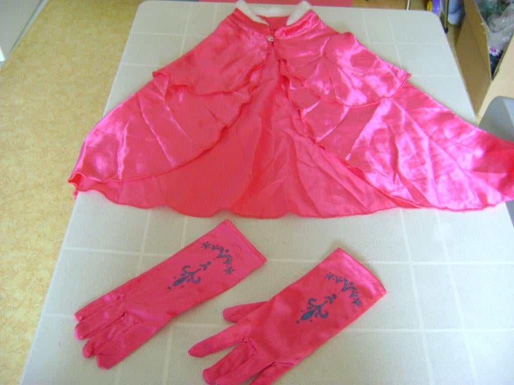 roze prinsessen cape bont kraag lange roze handschoenen m110, Ophalen of Verzenden, Zo goed als nieuw, 110 t/m 116, Meisje