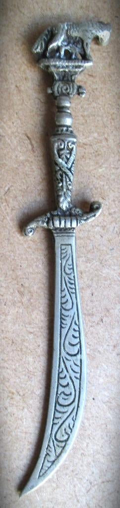 Zwaard vorm Briefopener~Brievenopener~Brief Opener, Ophalen of Verzenden, Gebruikt