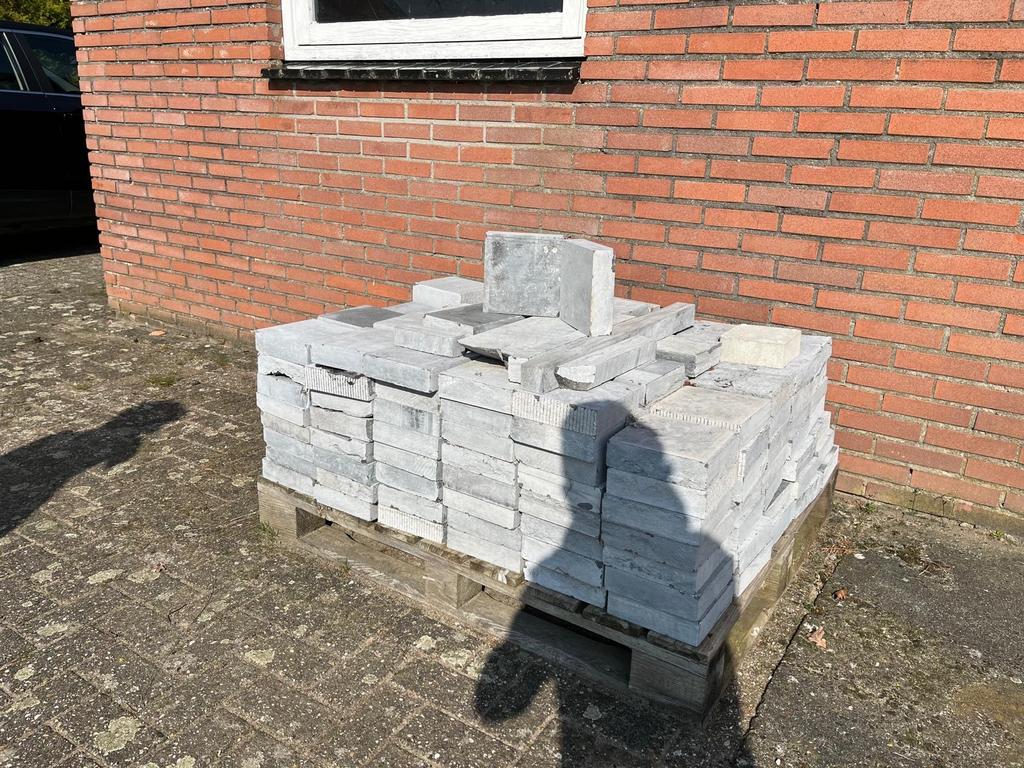 Belgisch hardsteen tegels 15m2, Gebruikt, Hardsteen, Ophalen of Verzenden, Minder dan 20 cm