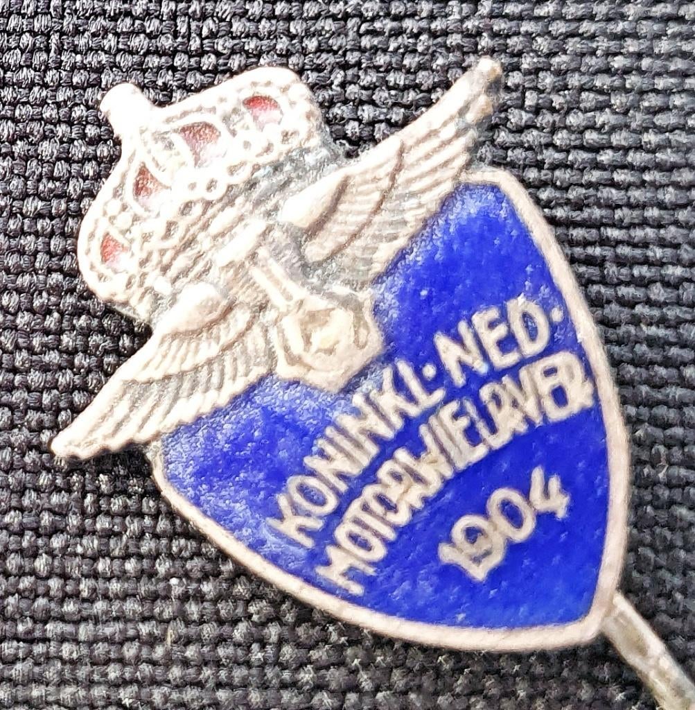 Vintage KNMV speld geëmailleerd, Verzamelen, Verzenden, Gebruikt, Auto's