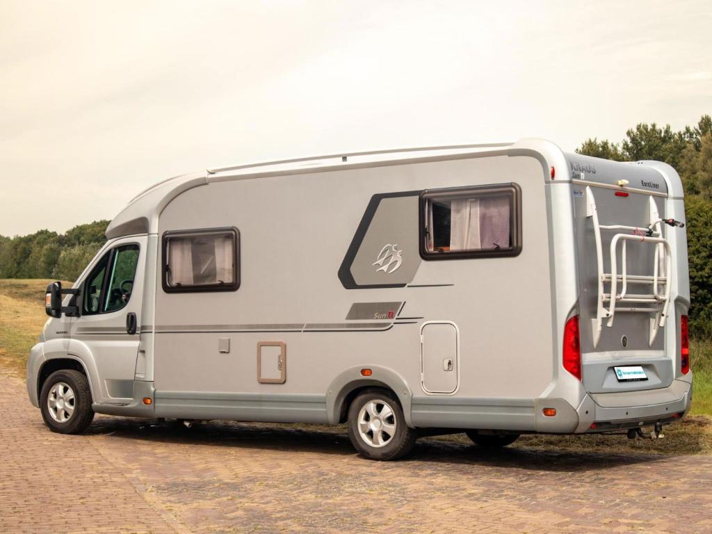 Knaus Sun Ti 650 MEG 3.0 195pk,2pers Lengtebed, Caravans en Kamperen, Campers, Reservewiel, Ringverwarming, Fiat, Bedrijf