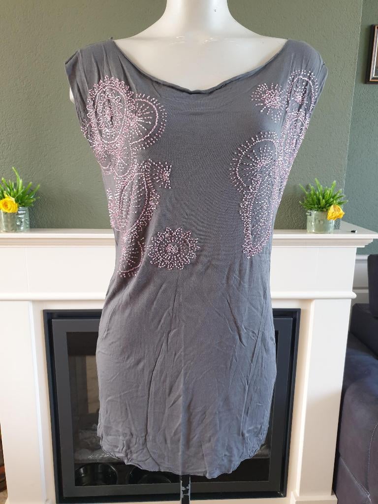 Antik Batik mooie grijs roze kralen top shirt M 40, Kleding | Dames, Maat 38/40 (M), Verzenden, Zo goed als nieuw, Zonder mouw