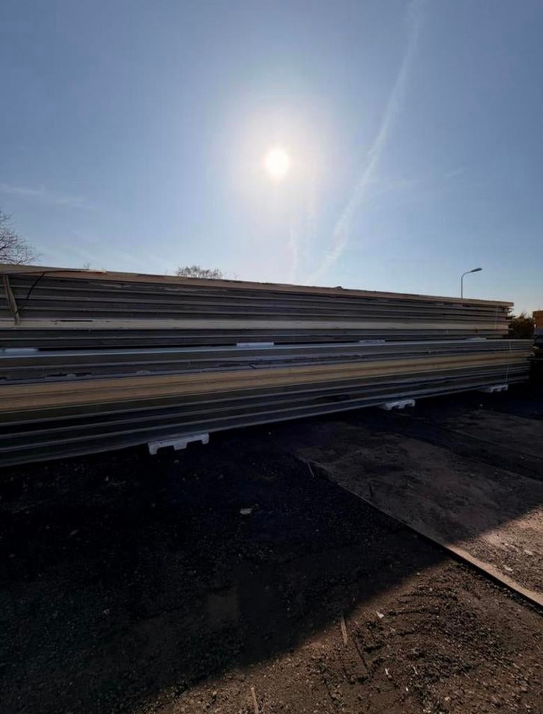 Sandwichpanelen dakbeplating wandbeplating panelen isolatie, Ophalen of Verzenden, Zo goed als nieuw