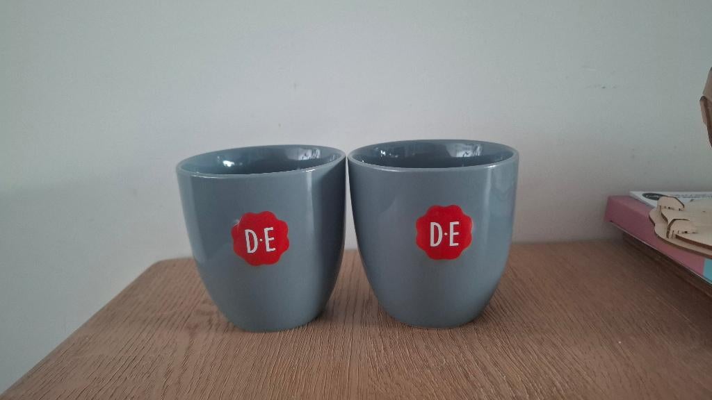 4 Douwe Egberts koffieglazen en mokken, Nieuw, Ophalen of Verzenden, Glas, Overige stijlen