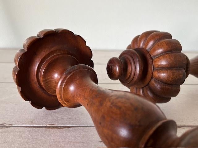 Set van twee Franse eikenhouten balusters sierknoppen, Antiek en Kunst, Ophalen of Verzenden