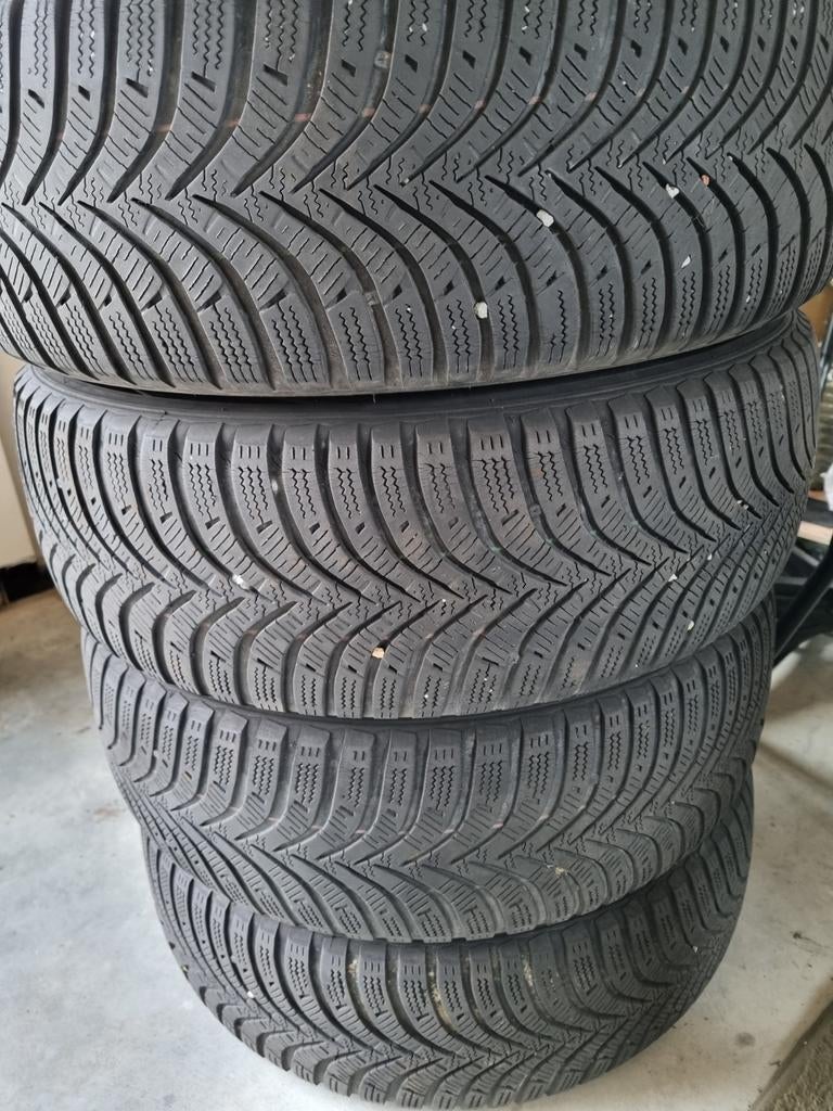 Hankook i*cept RS2 15 inch Winterbanden stalen velgen, Auto diversen, Ophalen