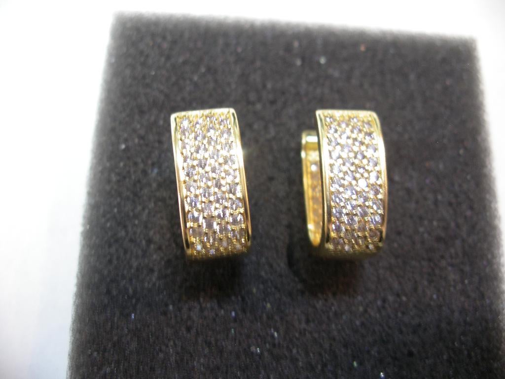 Een paar Goud Vergulde Creool Oorbellen met Zirkonia stenen, Verzenden, Goud, Oorbellen, Verguld