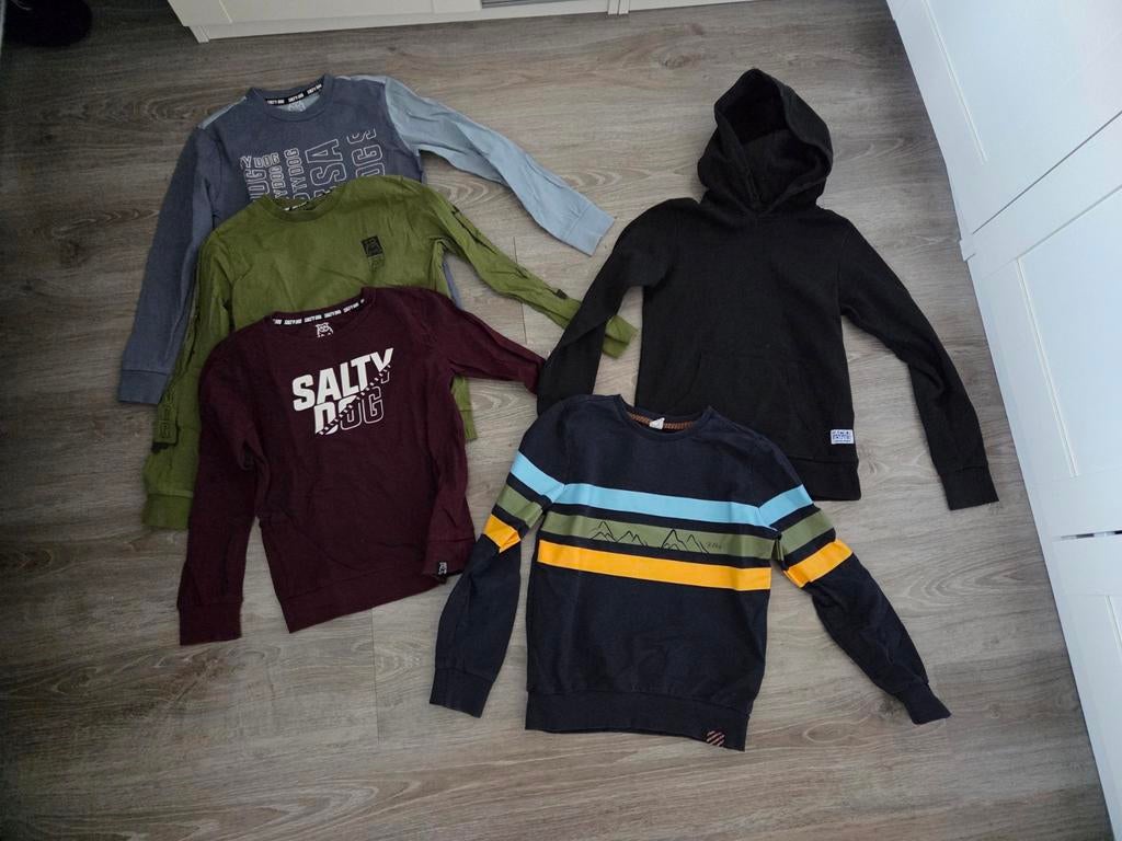3 longsleeves en 2 truien, Kinderen en Baby's, Kinderkleding | Maat 134, Ophalen of Verzenden, Jongen, Trui of Vest