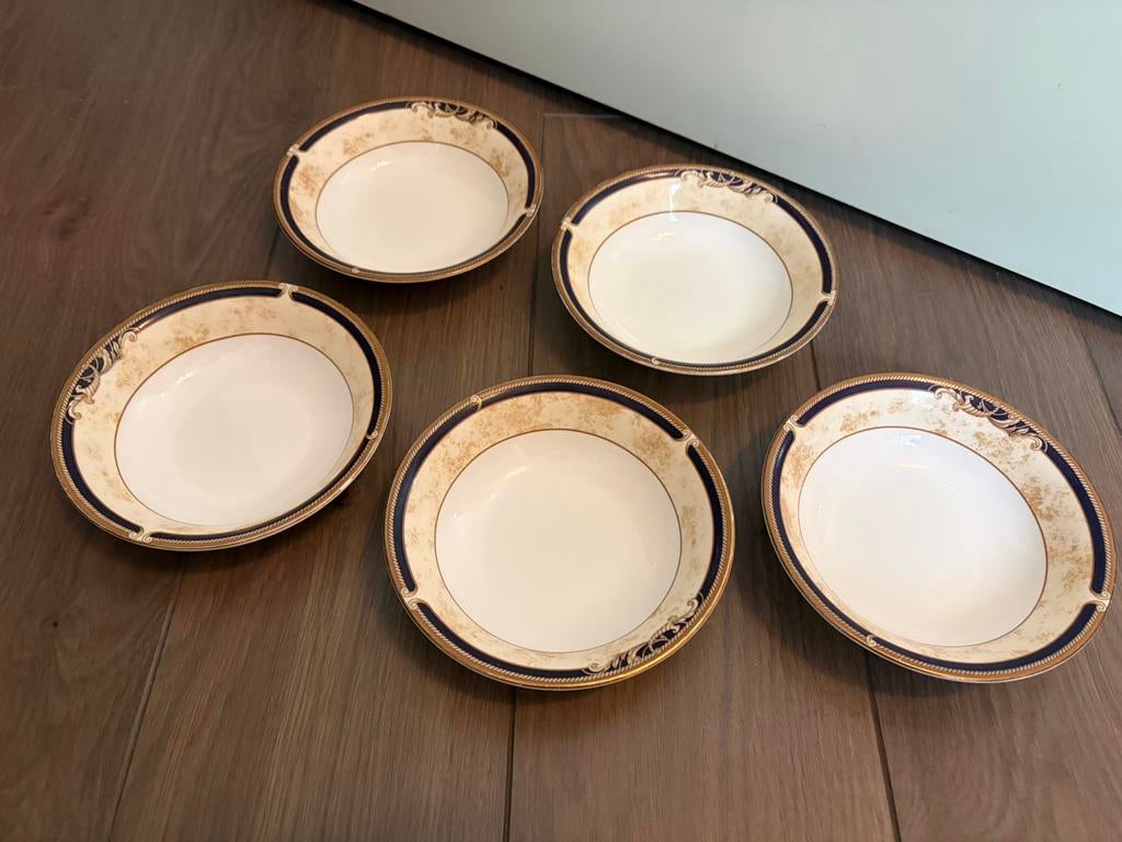 Wedgwood Cornucopia dessert schaaltjes, Huis en Inrichting, Keuken | Servies, Ophalen of Verzenden, Wedgwood, Porselein, Schaal of Schalen