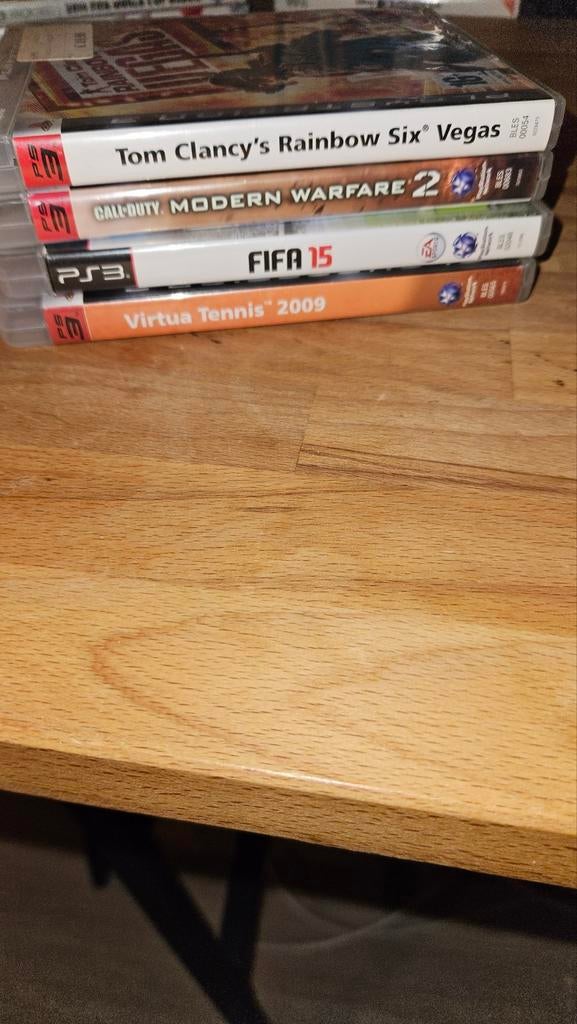 Set van 4 PS3 games – o.a. Modern Warfare 2 & Rainbow Six, 3 spelers of meer, Ophalen, Shooter, Vanaf 18 jaar