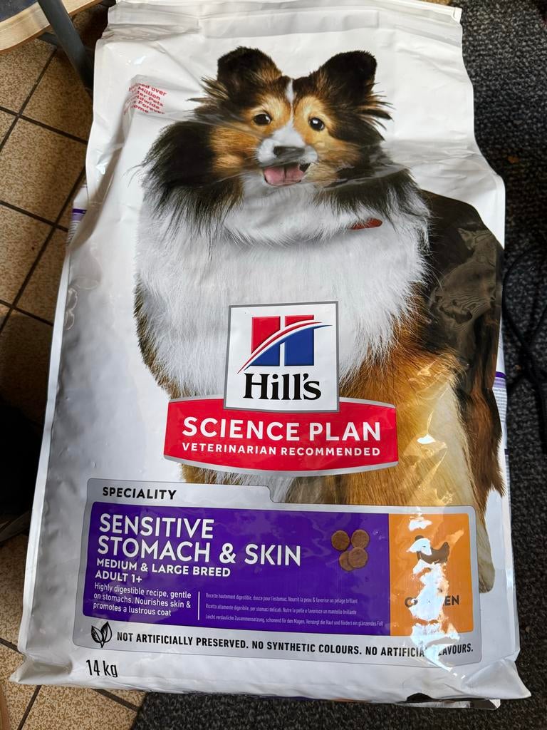 Hill’s hondenbrokken sensitive stomach and skin, Ophalen, Hond