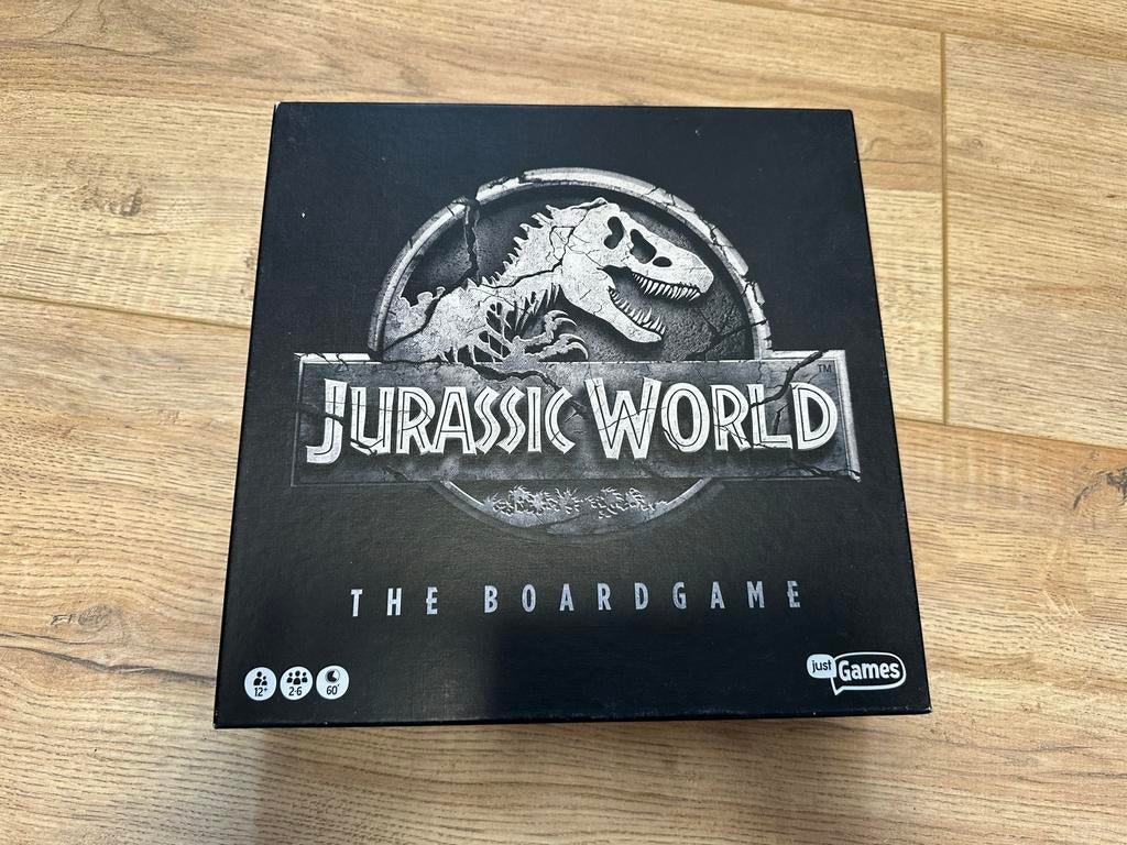 Jurassic World Bordspel - Zo goed als nieuw!, Hobby en Vrije tijd, Gezelschapsspellen | Bordspellen, Drie of vier spelers, Ophalen of Verzenden