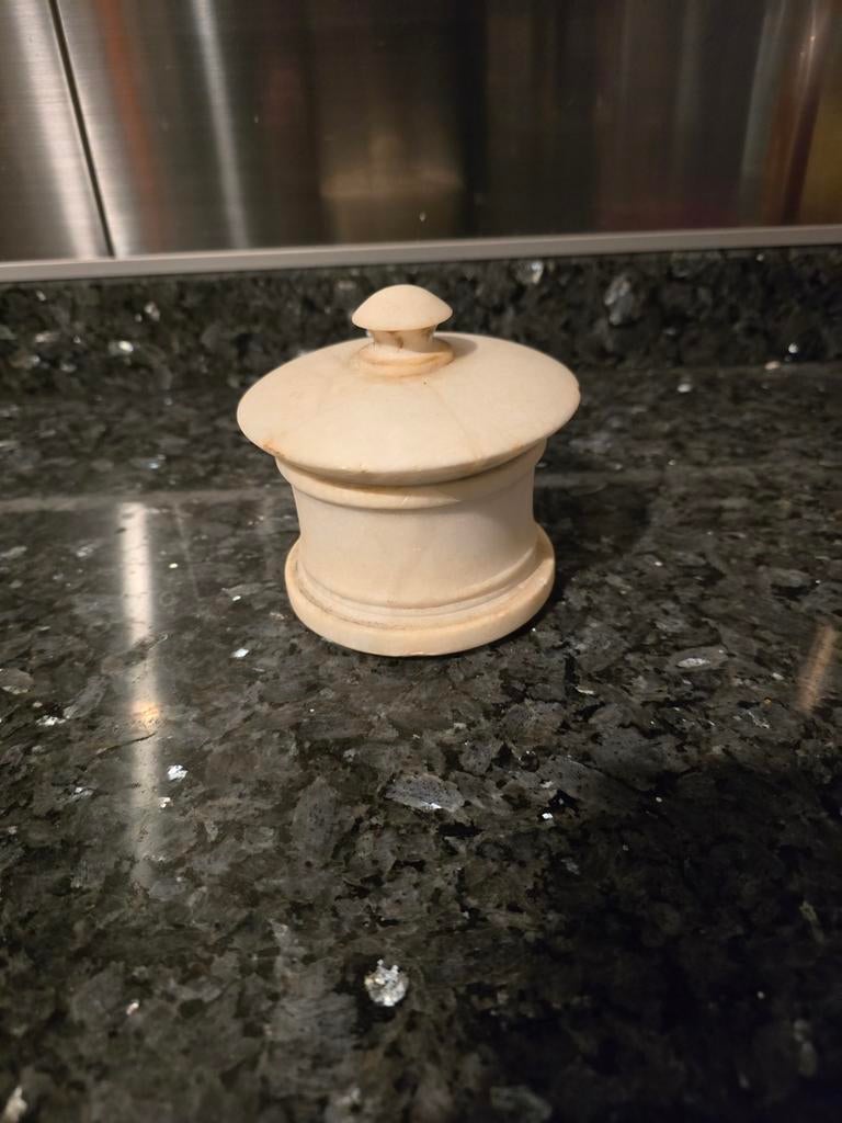 Marmeren Potje met Deksel, Ophalen of Verzenden, Gebruikt