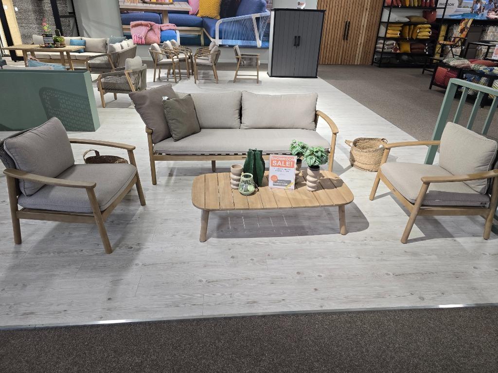 Yucatan acciciahouten loungeset te koop showmodel, 4 zitplaatsen, Ophalen of Verzenden, Loungeset, Hout