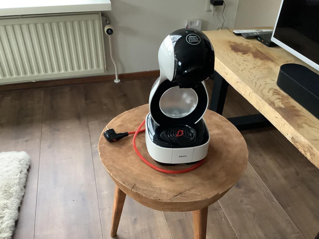 Nieuwe Dolce Gusto, Witgoed en Apparatuur, Koffiezetapparaten, Ophalen, Nieuw, Koffiemachine