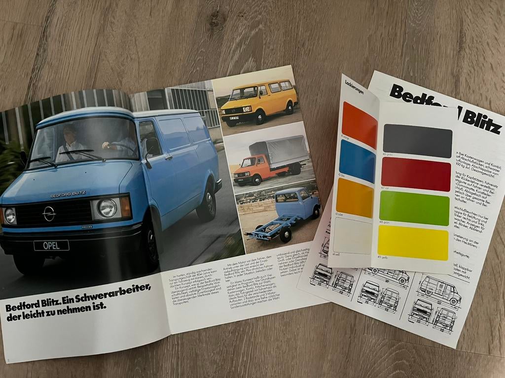 DU - Folder Opel Bedford Blitz | 1982, Boeken, Ophalen of Verzenden, Zo goed als nieuw, Opel