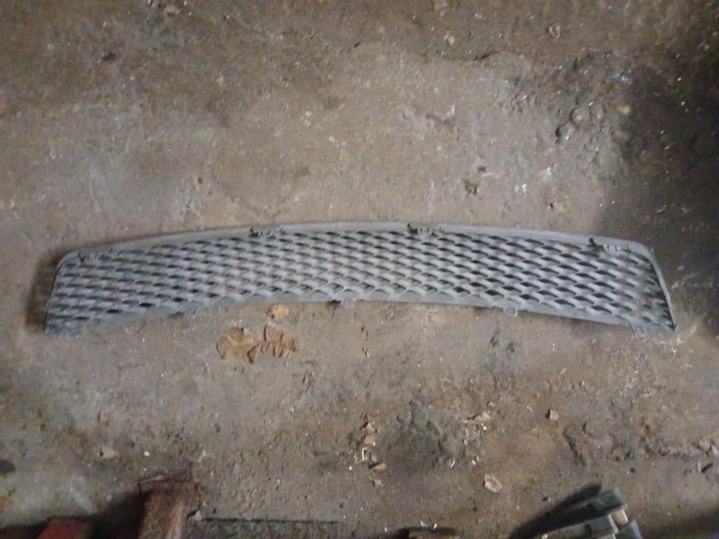 Onderste Grill Ford Mondeo MK3 2006, Gebruikt, Voor, Ophalen of Verzenden, Ford