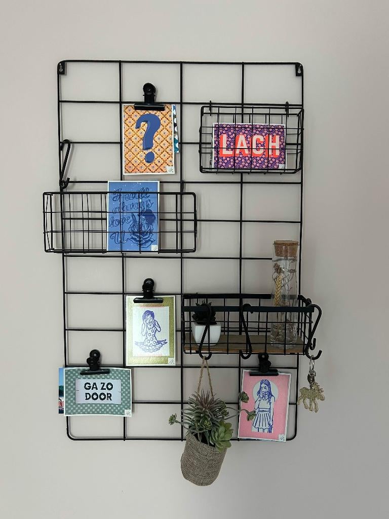 Zwart wandrek met diverse attributen, Ophalen, Zo goed als nieuw