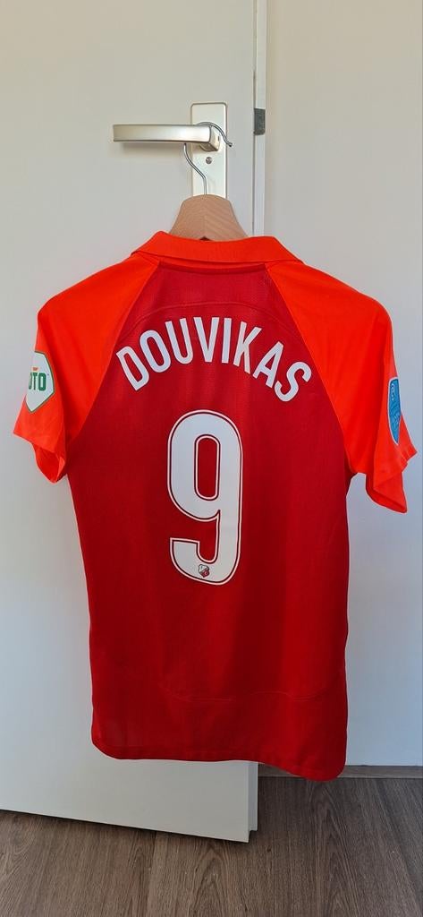 FC Utrecht Special Training Edition Shirt - Maat S, Ophalen of Verzenden, Rood, Maat 46 (S) of kleiner, Gedragen