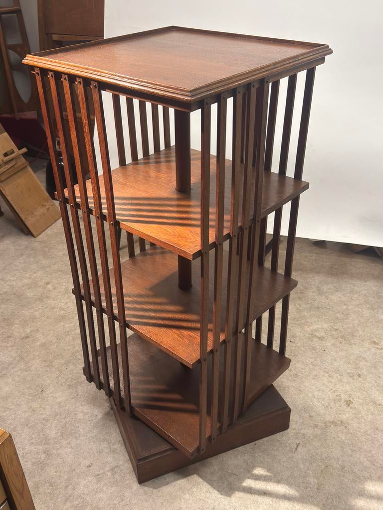 Eiken boekenmolen, Antiek en Kunst, Antiek | Meubels | Kasten, Ophalen of Verzenden