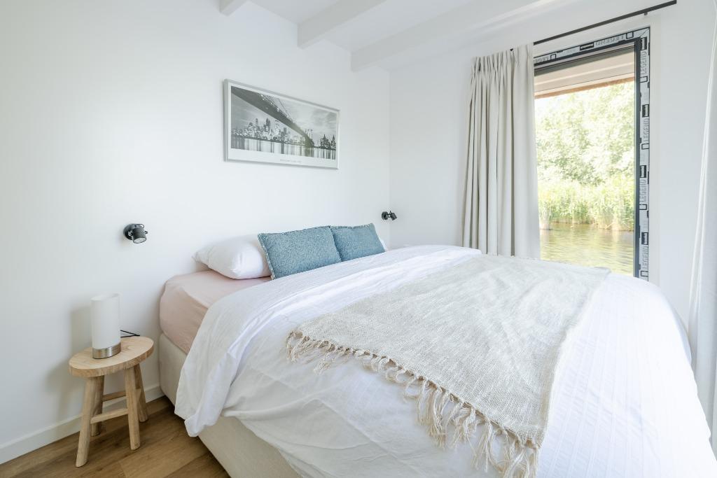 Nieuw te bouwen houseboat met ligplaats in Friesland 10-15 m, 55 m², 3 kamers, Verkoop zonder makelaar, Langweer