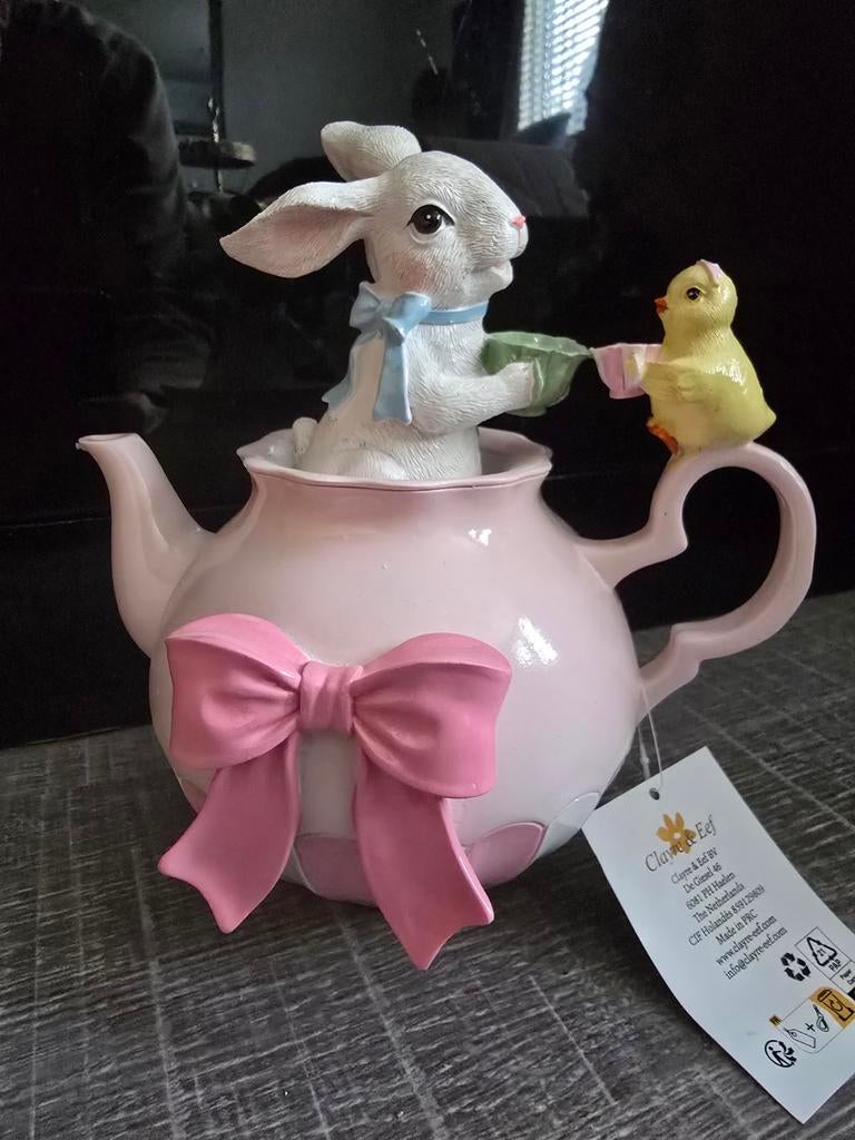 Schattige theepot met konijn en kuiken, Ophalen of Verzenden, Nieuw