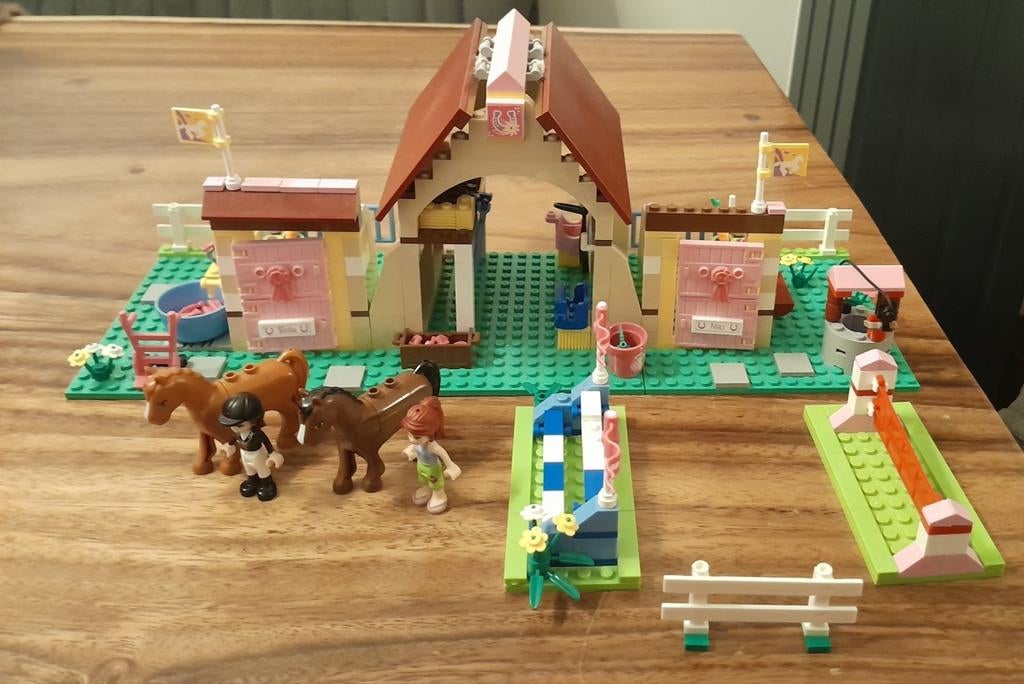Lego friends, paardenstallen - 3189, Ophalen of Verzenden, Gebruikt, Complete set, Lego