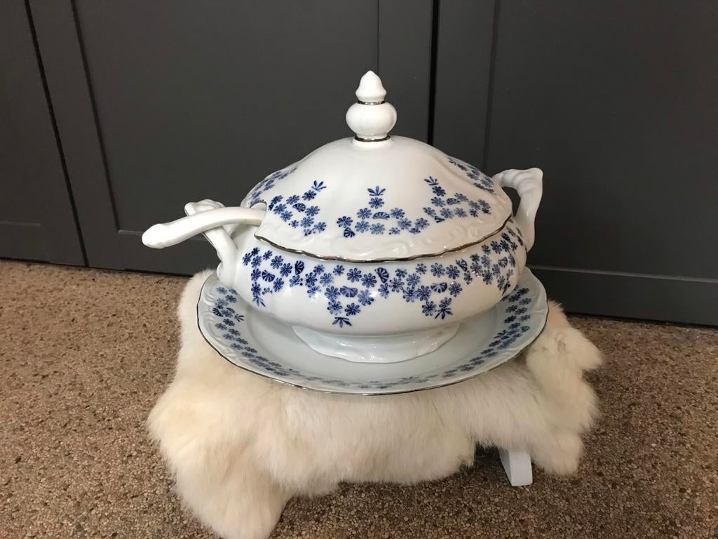 Antieke Soepterrine met Blauw Bloemmotief, Ophalen of Verzenden