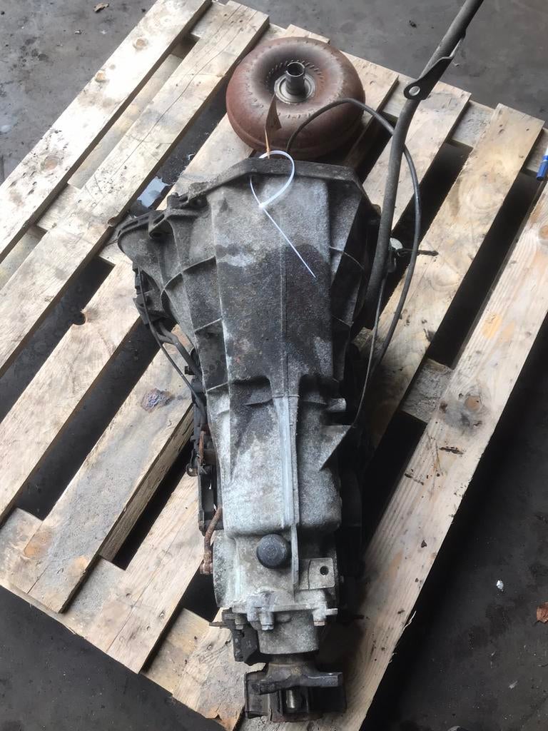 Automaatbak Mercedes 230 w124 1991, Auto-onderdelen, Transmissie en Toebehoren, Ophalen of Verzenden, Gebruikt, Mercedes-Benz