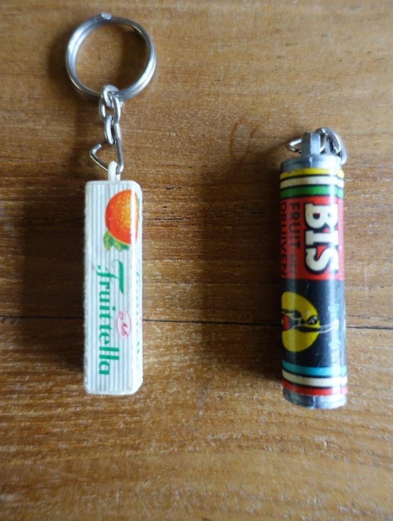 12 verschillende vintage sleutelhangers voor 12,00, Verzamelen, Ophalen of Verzenden, Gebruikt