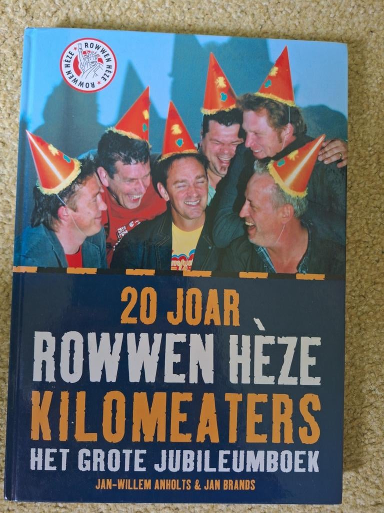 J. Brands - Kilomaeters 20 jaar rowwen heze, Ophalen of Verzenden, Zo goed als nieuw, Artiest, J. Brands; J.W. Anholts