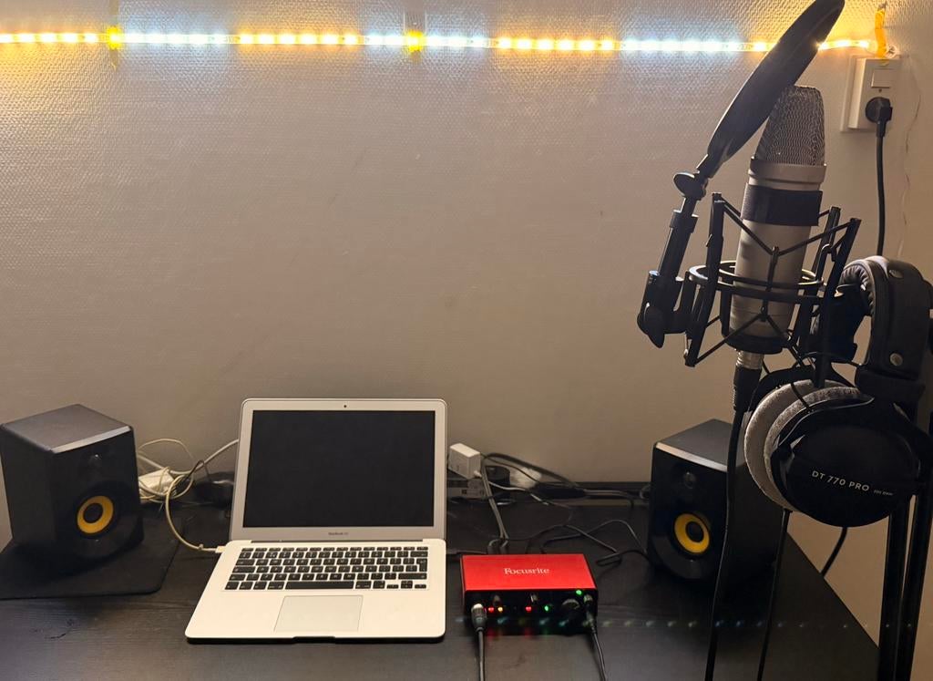 Studio set ️, Ophalen, Zo goed als nieuw, Studiomicrofoon