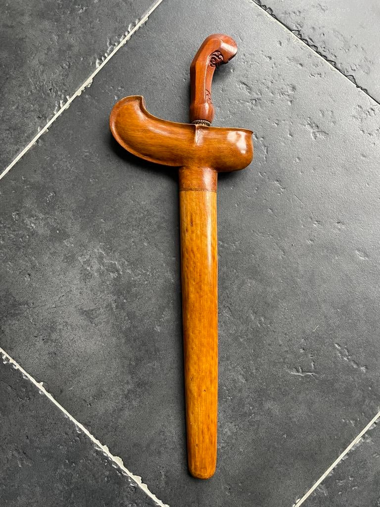 Keris kris Java, Ophalen