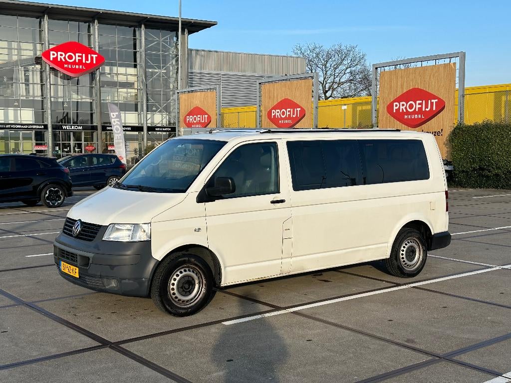 Volkswagen Transporter T5 2004 camperbus, Luifel, Volkswagen, Particulier, 4 tot 5 meter