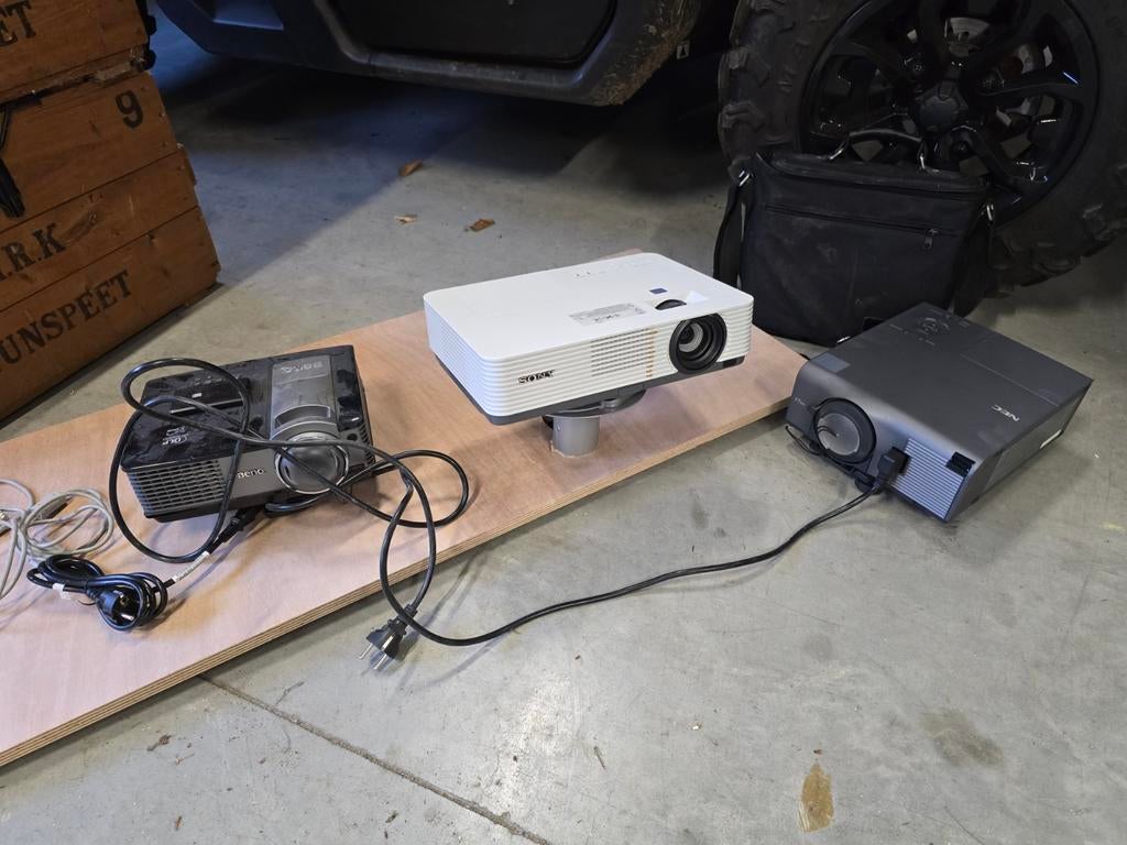 Diverse Beamers in 1 Koop - Nunspeet, Ophalen, Sony, NEC, Overig, Overige resoluties, Gebruikt