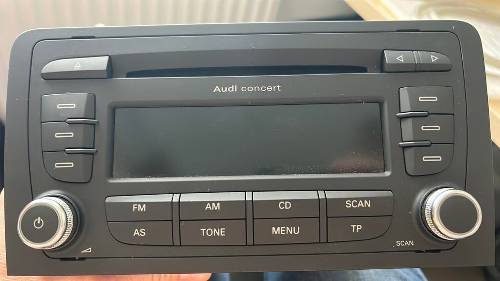 Originele auto radio cd audi A3, Auto diversen, Ophalen, Zo goed als nieuw