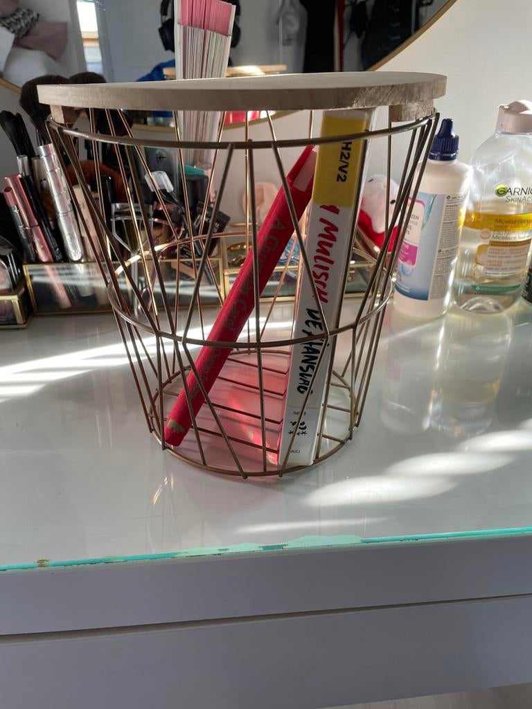 Beliani Lanark Bijzettafel / Salontafel, Overige materialen, Mand, Rond, Ophalen of Verzenden