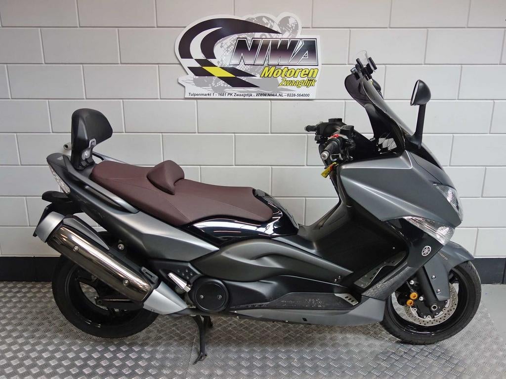 YAMAHA TMAX ABS