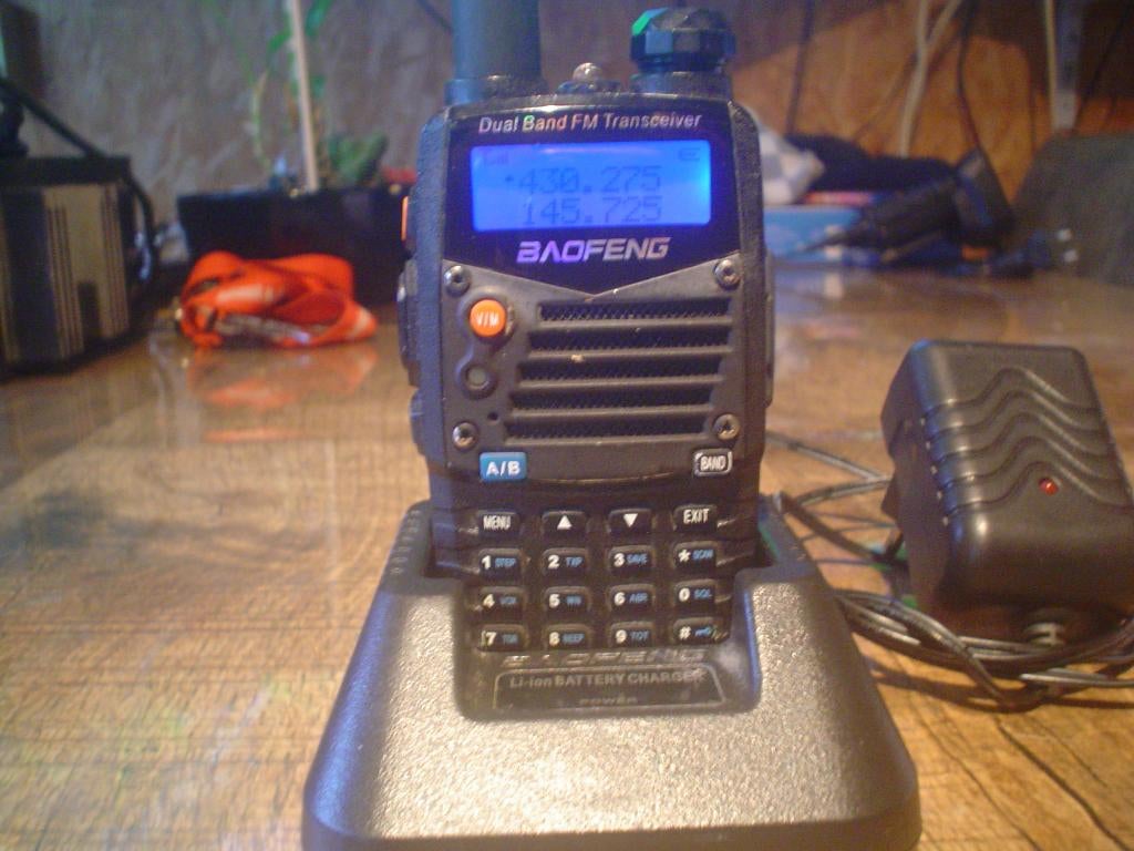 baofeng porto 2m/70cm, Telecommunicatie, Portofoons en Walkie-talkies, Ophalen of Verzenden, Zo goed als nieuw, Portofoon of Walkie-talkie