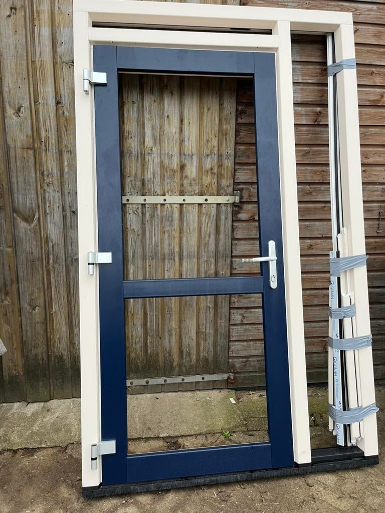 Kunststof deur, Kunststof, Deurkozijn, Zo goed als nieuw, Ophalen