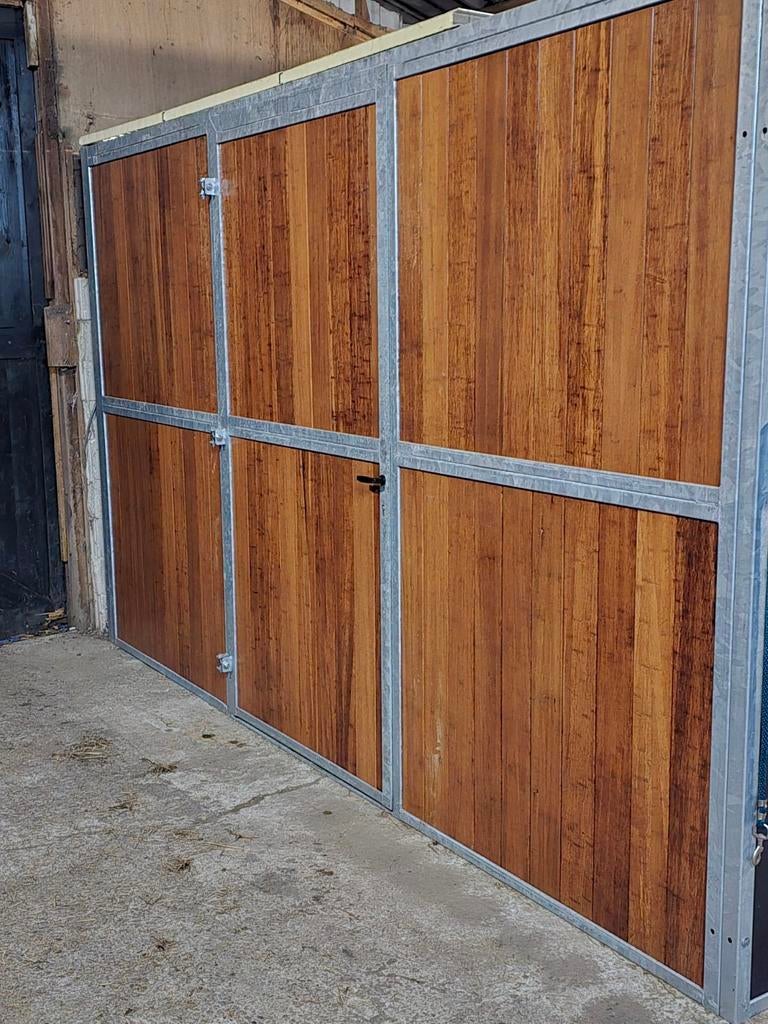 Voor al u binnen boxen, Dieren en Toebehoren, Stalling en Weidegang