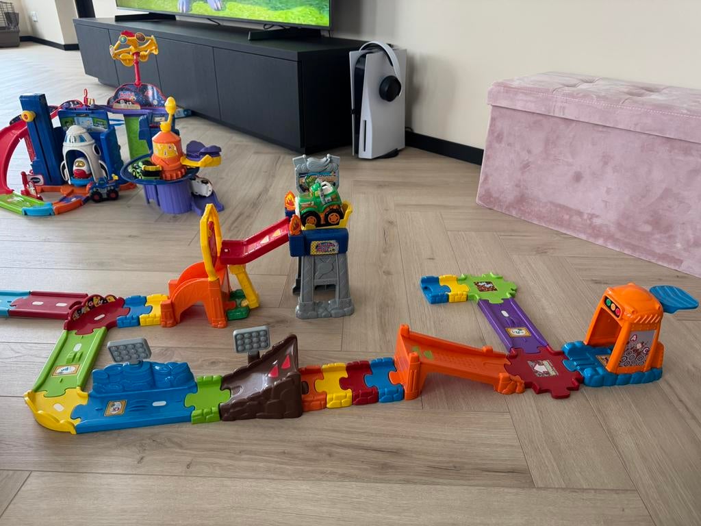 Toet toet auto’s meerdere sets, Kinderen en Baby's, Speelgoed | Vtech, Ophalen, Zo goed als nieuw, 2 tot 4 jaar