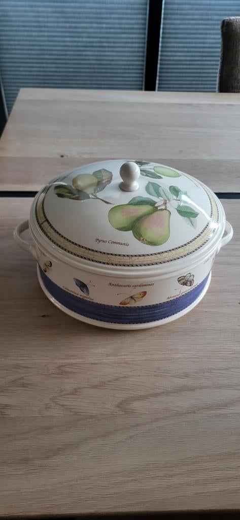 Wedgwood Sarah's Garden groenteschaal., Keramiek, Ophalen of Verzenden, Overige stijlen, Schaal of Schalen