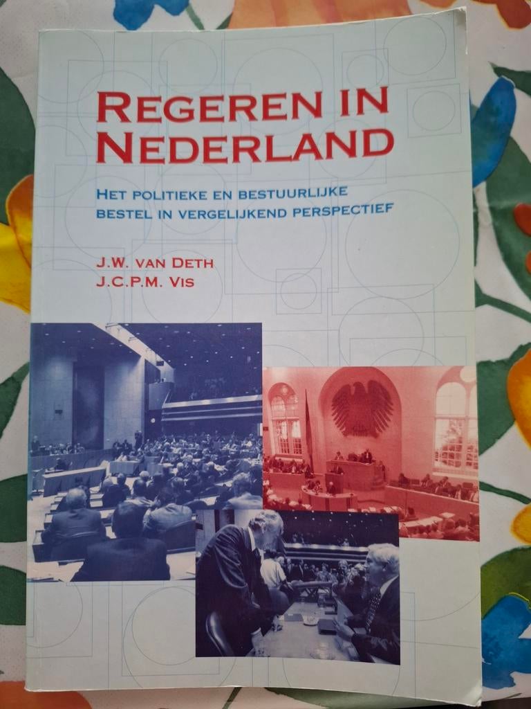 Regeren in Nederland, Boeken, Ophalen of Verzenden, Gelezen, Politiek en Staatkunde, Nederland