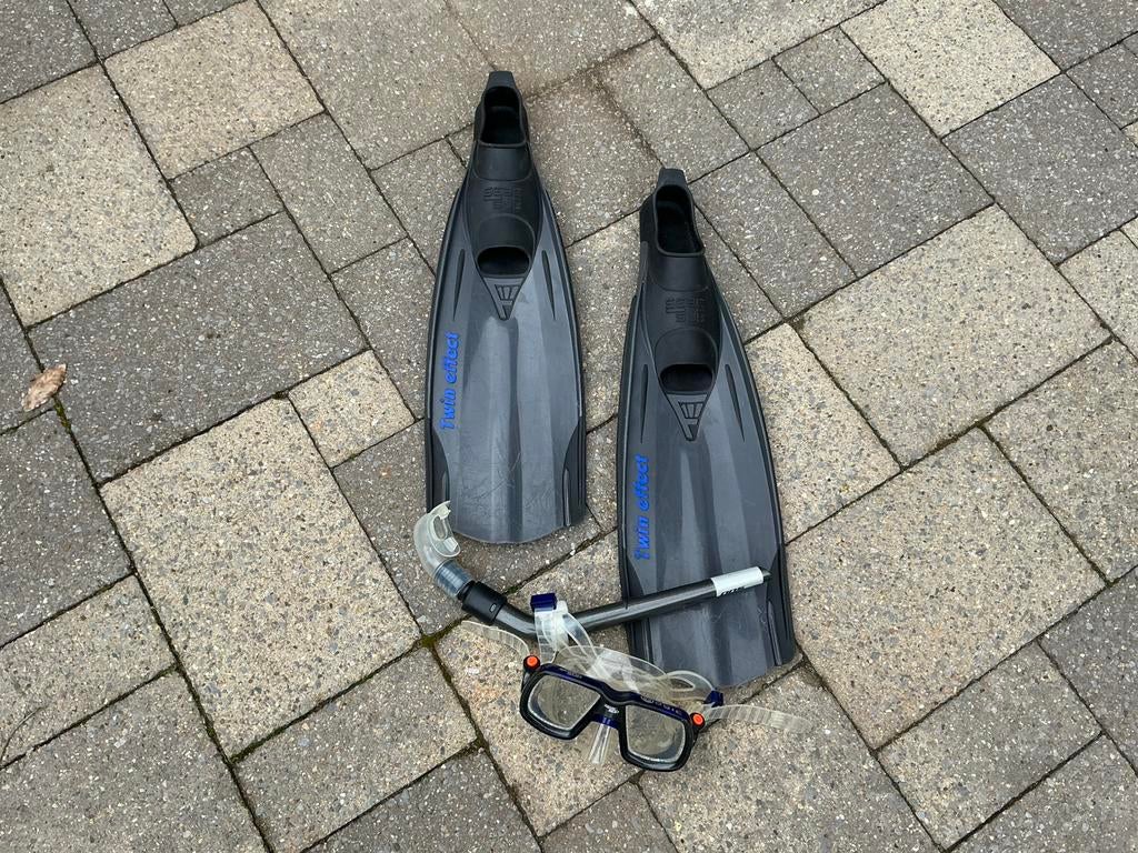 Zwemvliesen en snorkelset maat 38-39, Watersport en Boten, Snorkelen, Ophalen of Verzenden, Snorkelset